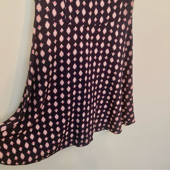 4/$10 - dELiA*s Geometric Print Sleeveless Fit-and-Flare Dress - Navy & Pink - Picture 3 of 8